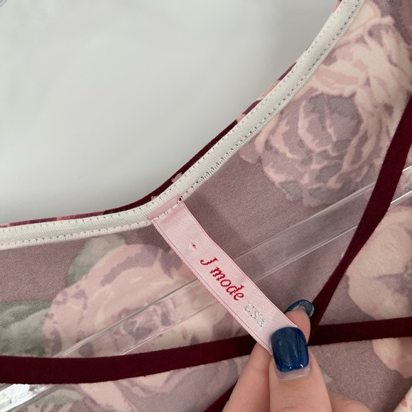 J Mode Size 2X Floral Short Sleeve Criss Cross Lattice Scoop Neckline Mini Dress - Picture 7 of 10